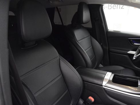 Certified 2024 Mercedes-Benz GLC 300 image 17
