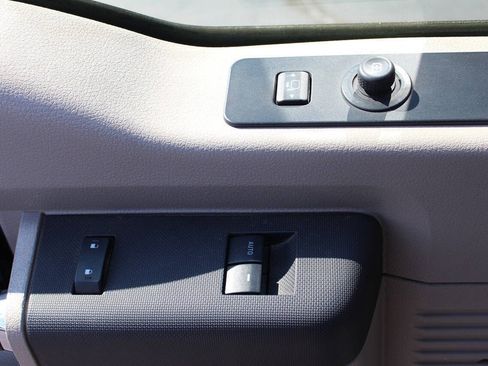 Used 2010 Ford F250 XLT AWD/4WD image 11