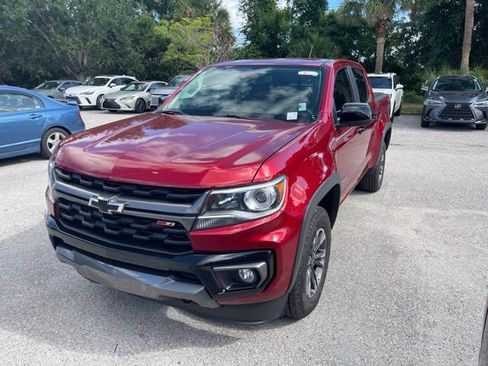 Used 2021 Chevrolet Colorado Z71 w/ Safety Package AWD/4WD image 5