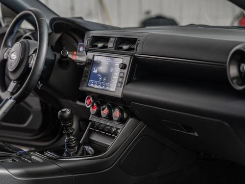 Used 2025 Subaru BRZ tS image 20