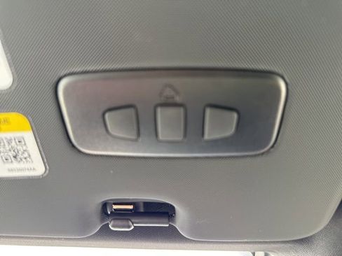 Used 2024 Dodge Hornet R/T image 23