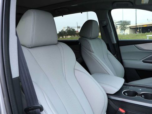 Certified 2026 Acura MDX SH-AWD w/ Technology Package image 14