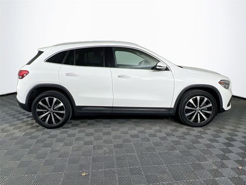 Certified 2021 Mercedes-Benz GLA 250 4MATIC image 7