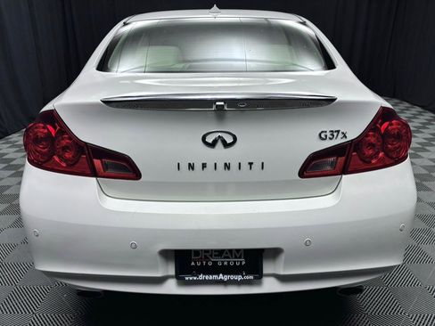 Used 2011 INFINITI G37 x Sedan w/ Premium Pkg image 5
