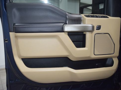 Used 2020 Ford F250 Lariat w/ Chrome Package AWD/4WD image 42