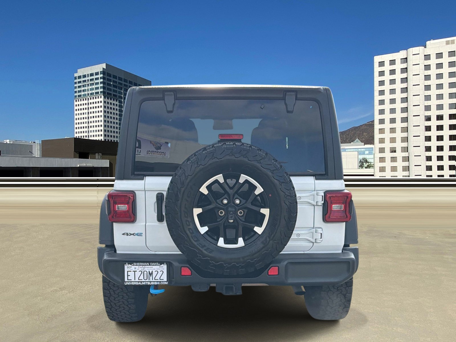 Used 2024 Jeep Wrangler Unlimited Rubicon 4xe AWD/4WD image 4