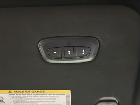 Used 2023 Jeep Grand Wagoneer Series III AWD/4WD image 45