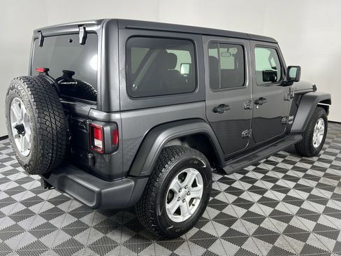 Used 2021 Jeep Wrangler Unlimited Sport AWD/4WD image 11
