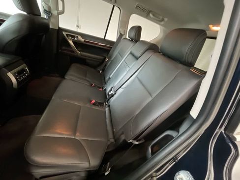 Used 2017 Lexus GX 460 Premium w/ Premium Package AWD/4WD image 23