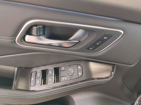 New 2026 Nissan Rogue Platinum w/ Platinum Premium Package image 17