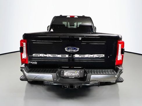 New 2026 Ford F350 4x4 Crew Cab DRW Super Duty image 14