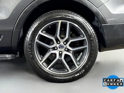 Used 2017 Ford Explorer Sport w/ Equipment Group 401A AWD/4WD image 33