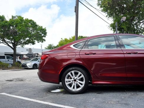 Used 2015 Chrysler 200 Limited FWD image 30