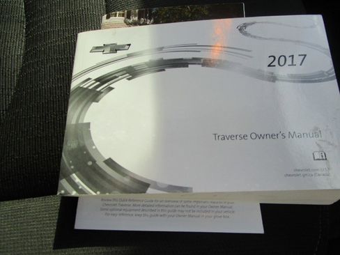 Used 2017 Chevrolet Traverse LT image 14