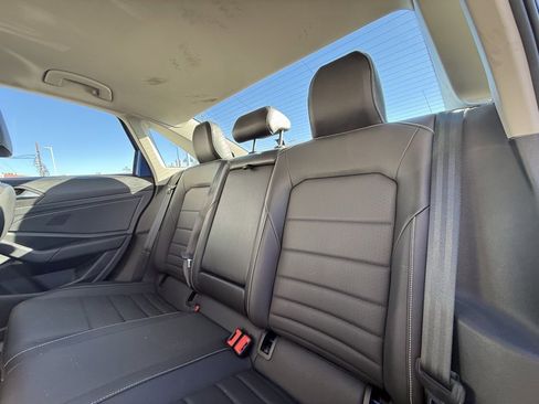 Used 2024 Volkswagen Jetta SE image 7