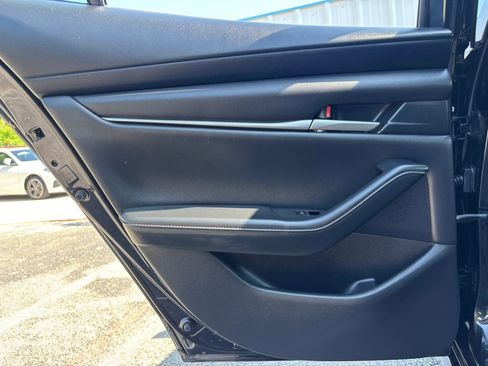 Used 2023 MAZDA MAZDA3 s FWD image 54