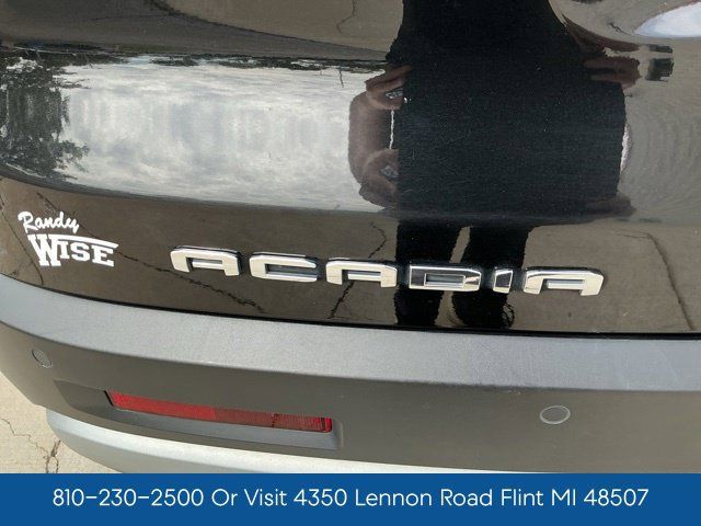 Used 2022 GMC Acadia SLT w/ Preferred Package AWD/4WD image 32