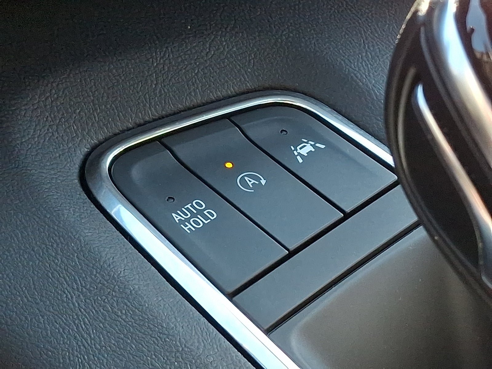 Used 2024 Cadillac Escalade ESV Sport w/ LPO, ONYX Package AWD/4WD image 26