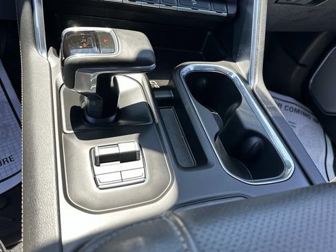 Used 2025 GMC Sierra 1500 Denali w/ Denali Reserve Package AWD/4WD image 14