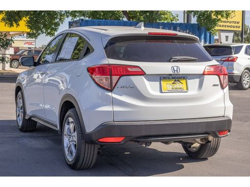 Used 2017 Honda HR-V EX image 5
