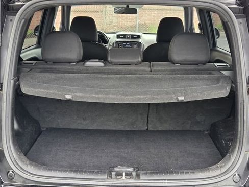 Used 2017 Kia Soul + FWD image 13
