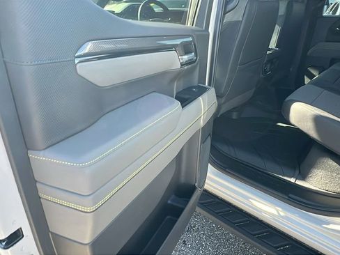 New 2026 Chevrolet Silverado 1500 ZR2 image 17