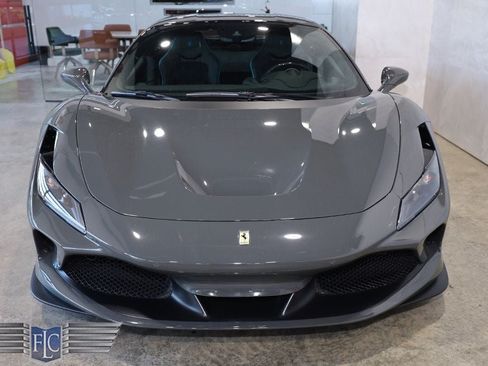 Used 2022 Ferrari F8 Tributo RWD image 7