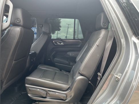 Used 2022 Chevrolet Tahoe Z71 w/ Off-Road Capability Package AWD/4WD image 8