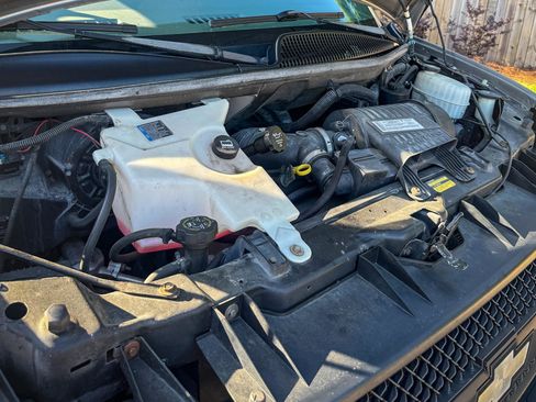 Used 2007 Chevrolet Express 1500 AWD Passenger w/ LT Preferred Equipment Group image 19