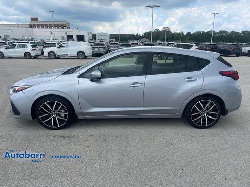 Used 2025 Subaru Impreza 2.0i Sport AWD/4WD image 2