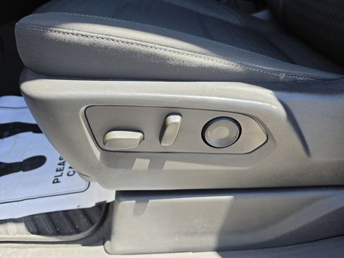 Used 2022 Chevrolet Silverado 1500 LT image 22