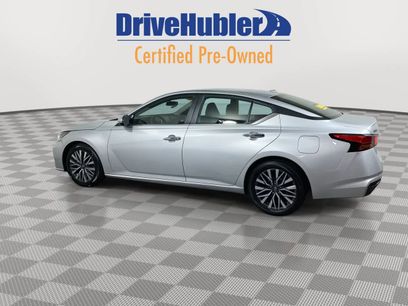 Used 2023 Nissan Altima 2.5 SV