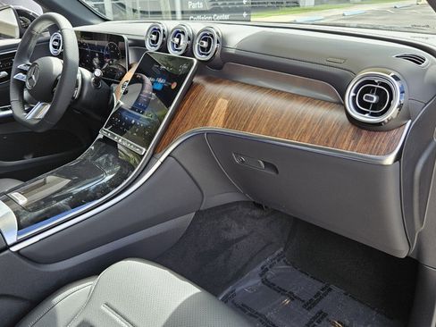 New 2026 Mercedes-Benz GLC 300 image 22