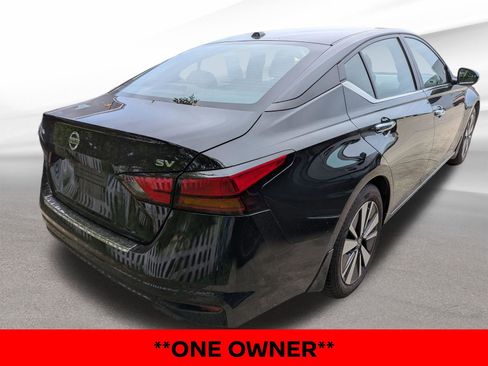 Certified 2022 Nissan Altima 2.5 SV w/ SV Premium Package FWD image 5