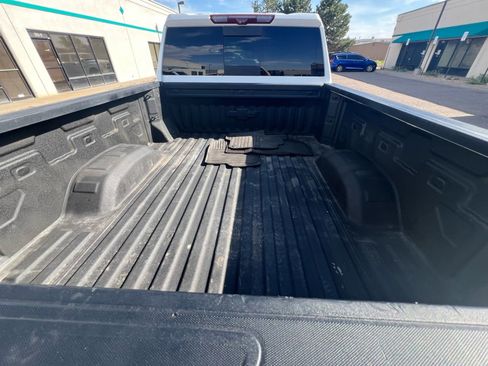 Used 2020 Chevrolet Silverado 2500 LTZ w/ Technology Package AWD/4WD image 16