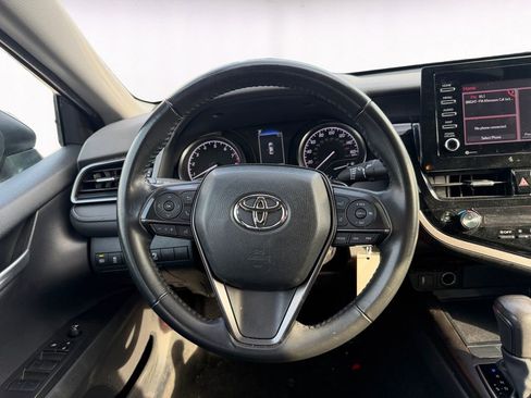 Used 2023 Toyota Camry SE w/ Blackout Package (TMS) image 12