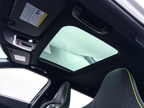 Used 2023 Kia EV6 GT image 3