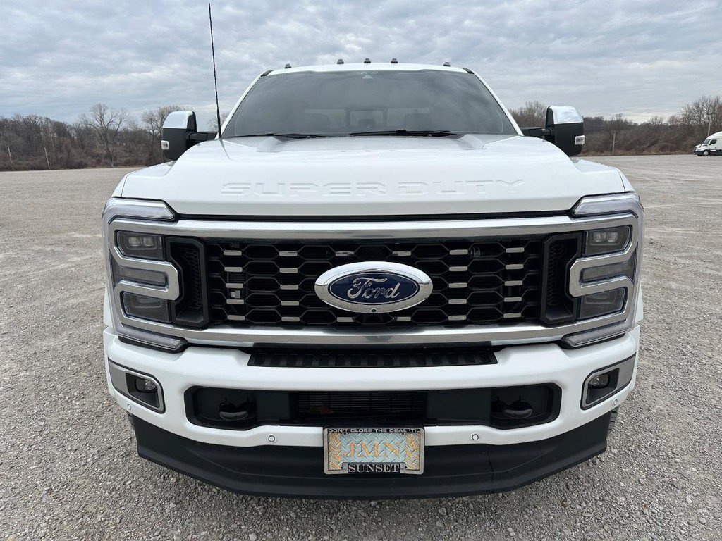 Used 2026 Ford F450 Platinum w/ Platinum Plus Package AWD/4WD image 9