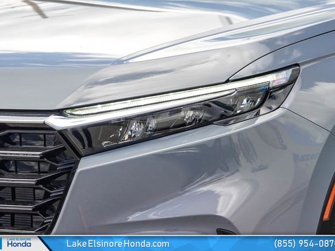 New 2026 Honda CR-V EX image 5