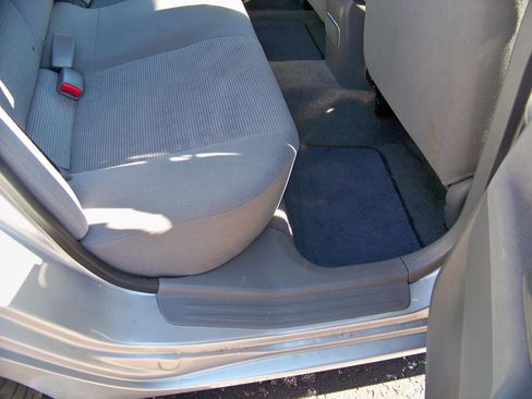 Used 2005 Mitsubishi Lancer ES FWD image 32