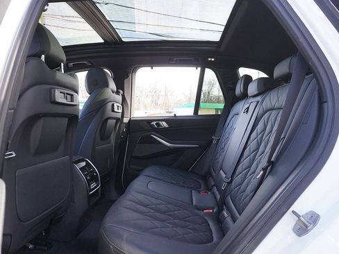 Used 2023 BMW X5 xDrive40i w/ Executive Package image 46