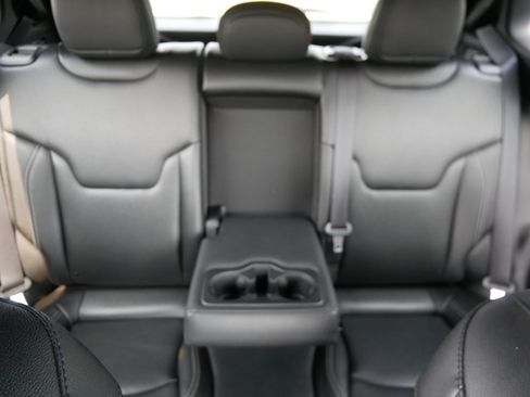 Used 2025 Jeep Compass Limited AWD/4WD image 11