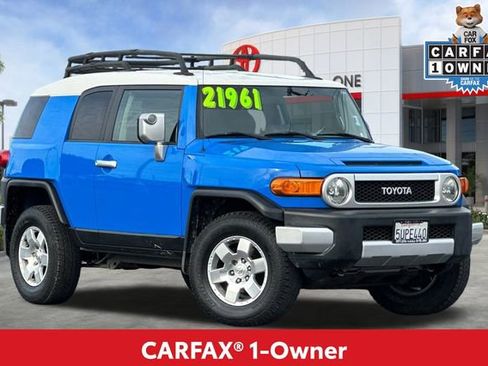 Used 2007 Toyota FJ Cruiser 4WD image 2
