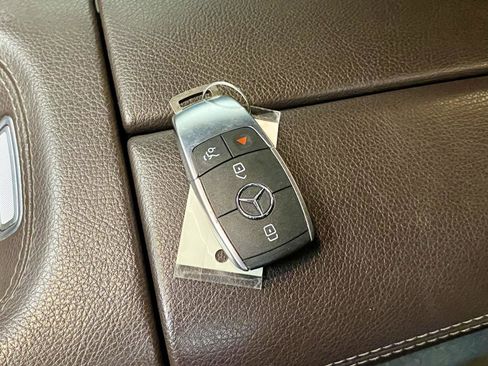 Used 2020 Mercedes-Benz GLE 350 4MATIC image 38