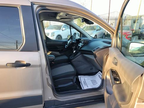 Used 2020 Ford Transit Connect XL image 28