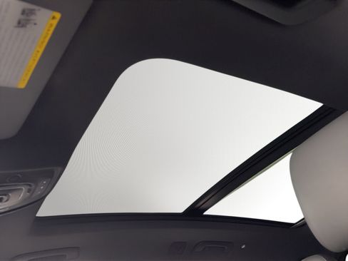 Used 2018 Audi SQ5 Premium Plus w/ Navigation Package AWD/4WD image 18