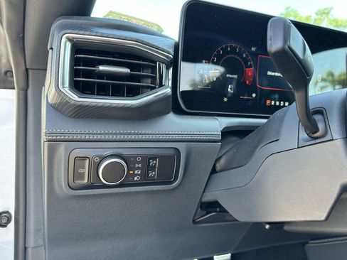 Used 2025 Ford Mustang GT Premium RWD image 21