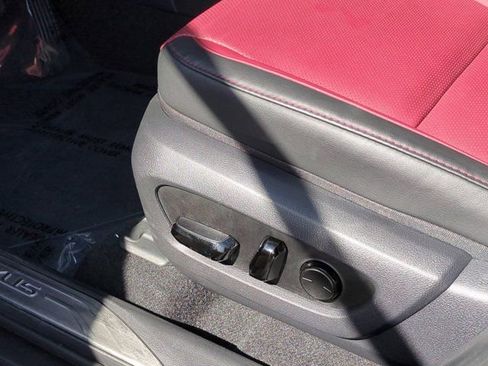 Used 2025 Lexus NX 250 FWD image 12