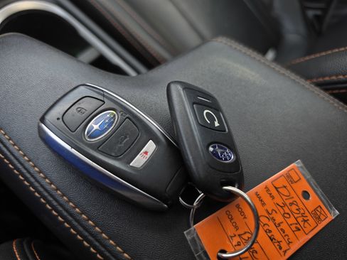 Used 2019 Subaru Crosstrek 2.0i Limited w/ Moonroof Package w/Navigation AWD/4WD image 26