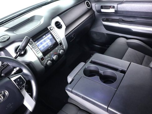 Used 2017 Toyota Tundra SR5 RWD image 31